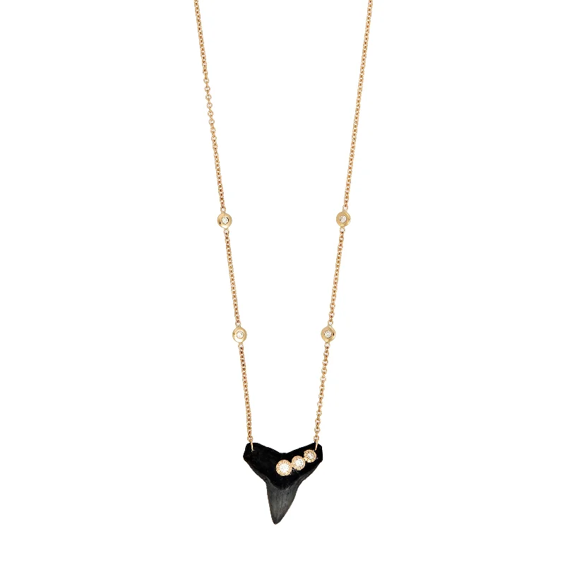 Best necklaces and pendants with rose gold for a warm and romantic appeal-3 SOPHIA DIAMOND SHARK TOOTH NECKLACE