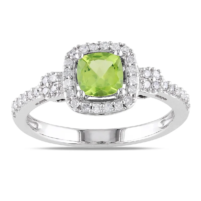 Rings with polished onyx for sleek contrast -Miadora 10k White Gold Peridot and 1/5ct TDW Diamond Ring (G-H, I1-I2)