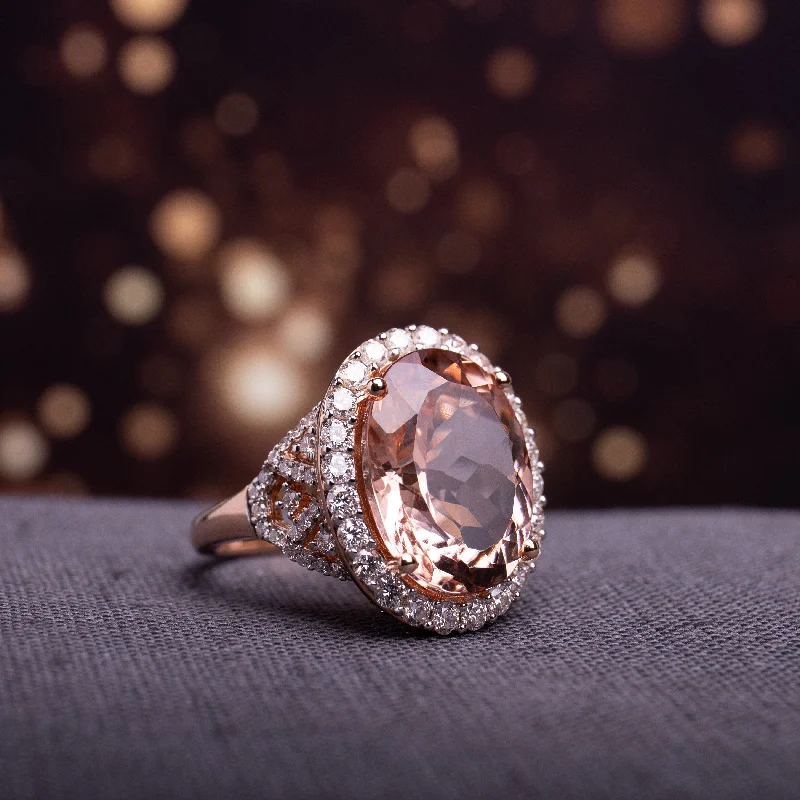 Rings with rough sapphire for rugged chic -Miadora Signature Collection 14k Rose Gold Oval-Cut Morganite and 1 2/5ct TDW Diamond Halo Cocktail Ring (G-H, SI1-SI2)