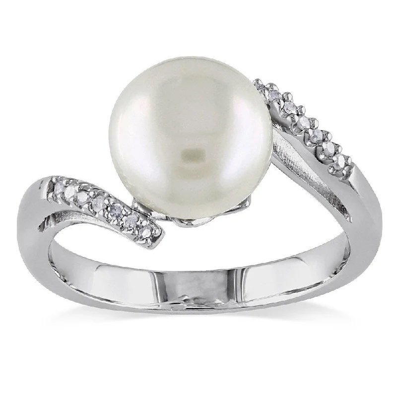 Rings with vintage-inspired rose-cut diamonds -Miadora Sterling Silver Freshwater Pearl and Diamond Accent Ring (9-10 mm)