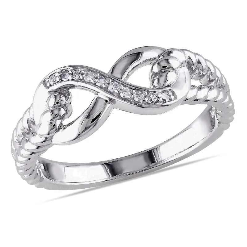 Rings with gothic-inspired skull motif details -Mimi & Max Diamond Infinity Link Ring in Sterling Silver