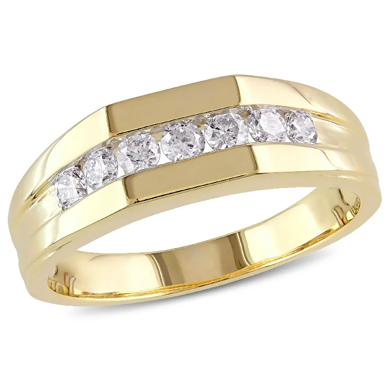 Rings with shield-shaped stones for boldness -Mimi & Max Men's 1/2ct TW Diamond Wedding Band in 10k Yellow Gold