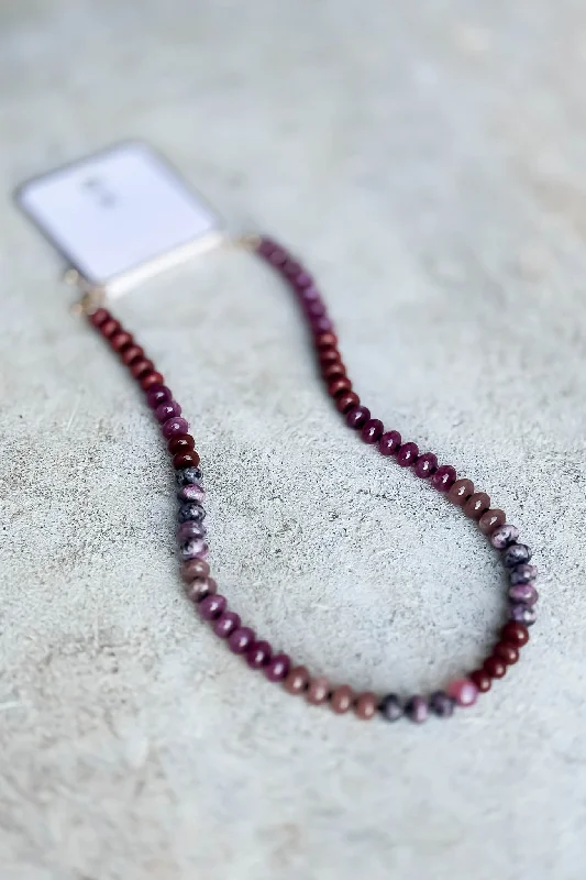 Beautiful necklaces and pendants with layered chains for a fashionable, chic look-Natural Agate Like Mauve Beaded Necklace